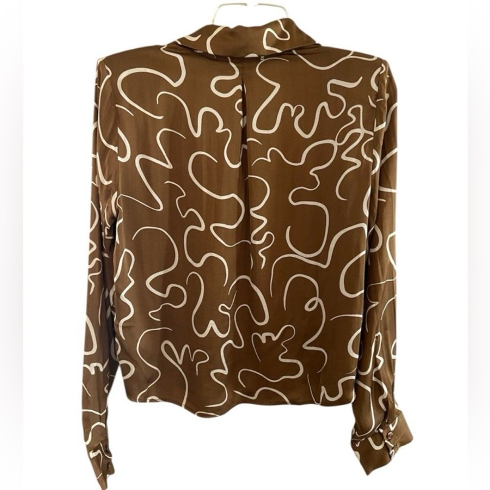 ASTR the label Yesenia Brown Patterned Women's Top blouse Medium NWT - Picture 2 of 9